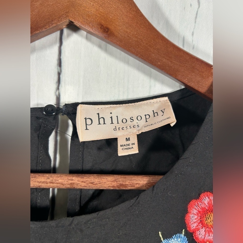Philosophy Floral Embroidered Long Sleeve Dress Womens Black Short Flowy Sz M - Picture 9 of 16